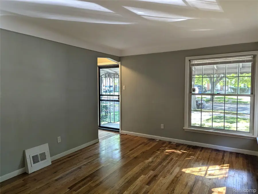 17647 Lenore, Detroit, MI 48219 - #3