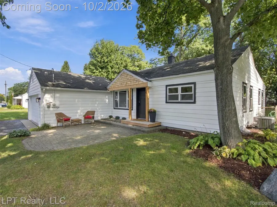 725 S 3rd Street, Brighton, MI 48116 - #3