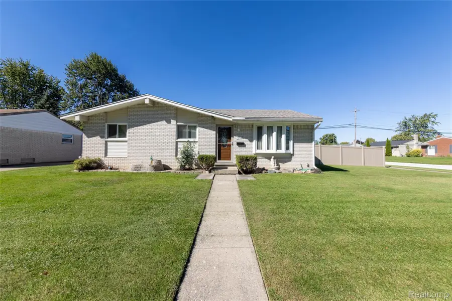 15416 Anthony Street, Romulus, MI 48174 - #2