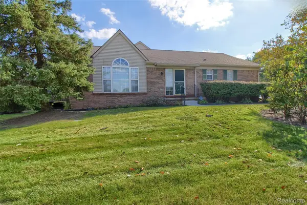 105 S Farmington Road, Westland, MI 48186