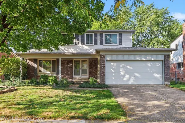 1687 Crestline Drive, Troy, MI 48083