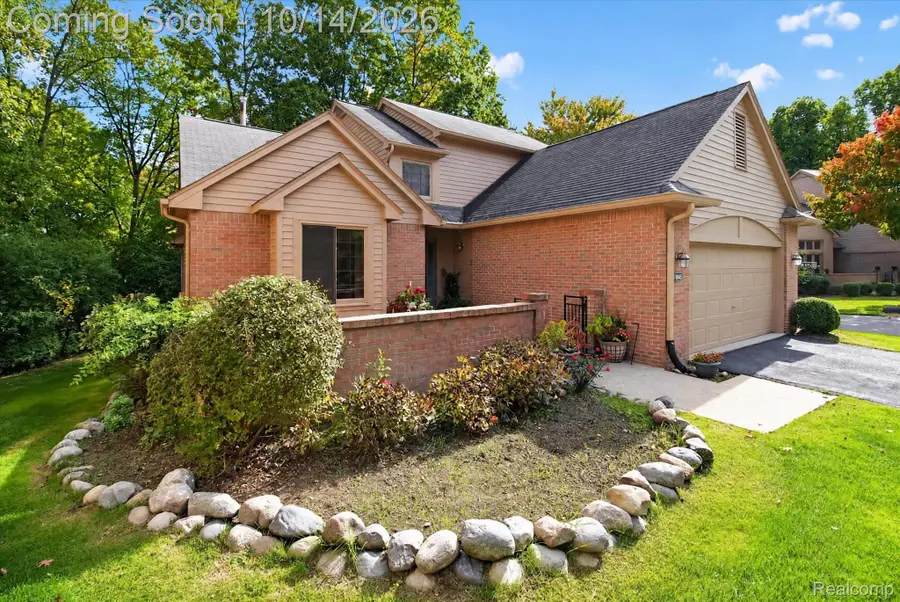 6645 Heron Point, West Bloomfield, MI 48323 - #3