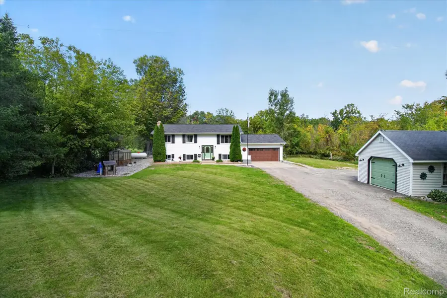 6645 Dunn Road, Howell, MI 48855 - #2