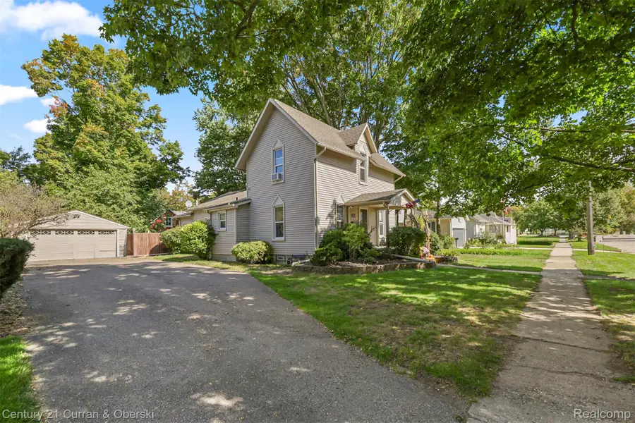 323 E Liberty Street, South Lyon, MI 48178 - #2