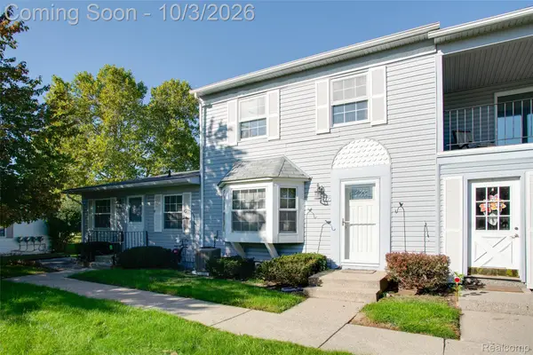 229 Lake Village Drive, WalledLake, MI 48390