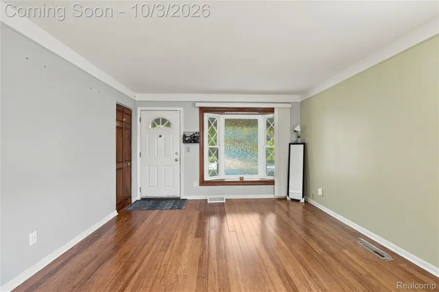 3974 Mayfair Street, Dearborn Heights, MI 48125 - #3