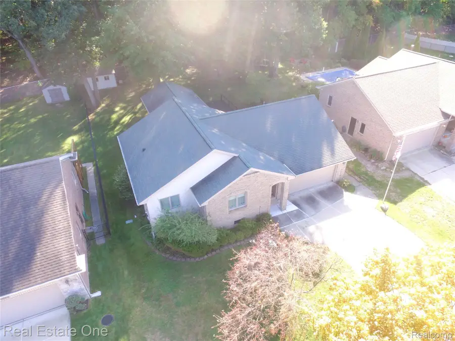 33853 Avondale Street, Westland, MI 48186 - #3