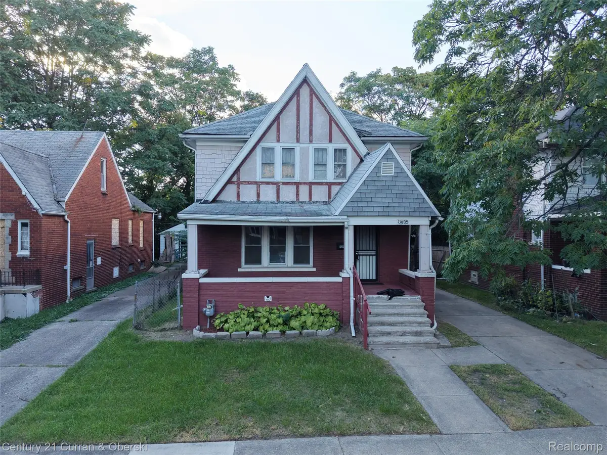 13935 Winthrop St, Detroit, MI 48227 - #1