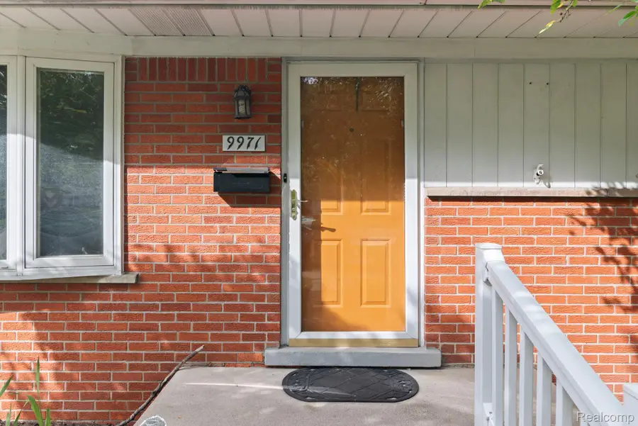 9971 Merriman Road, Livonia, MI 48150 - #3