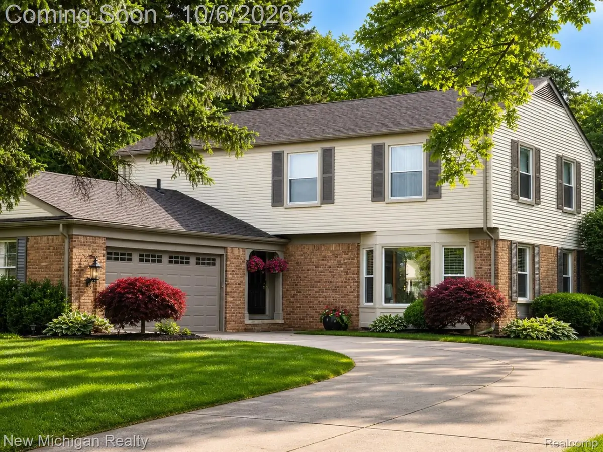 4312 S Mcnay Court, West Bloomfield, MI 48323 - #1