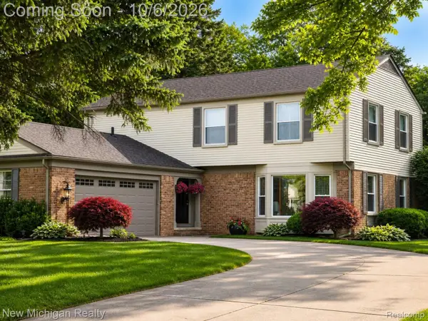 4312 S Mcnay Court, WestBloomfield, MI 48323