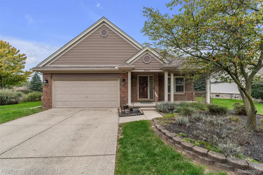 38386 Oakwest Drive, Westland, MI 48185 - #3