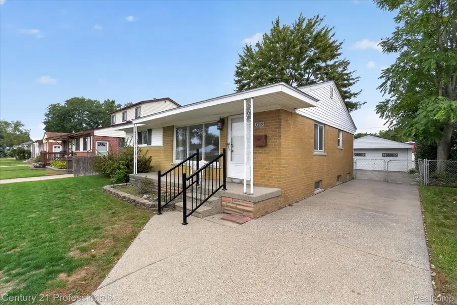 30828 Fernwood Street, Westland, MI 48186 - #2