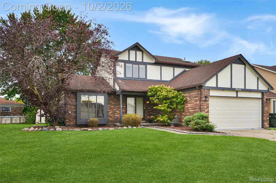 3551 Chippendale Drive, Sterling Heights, MI 48310 - #2