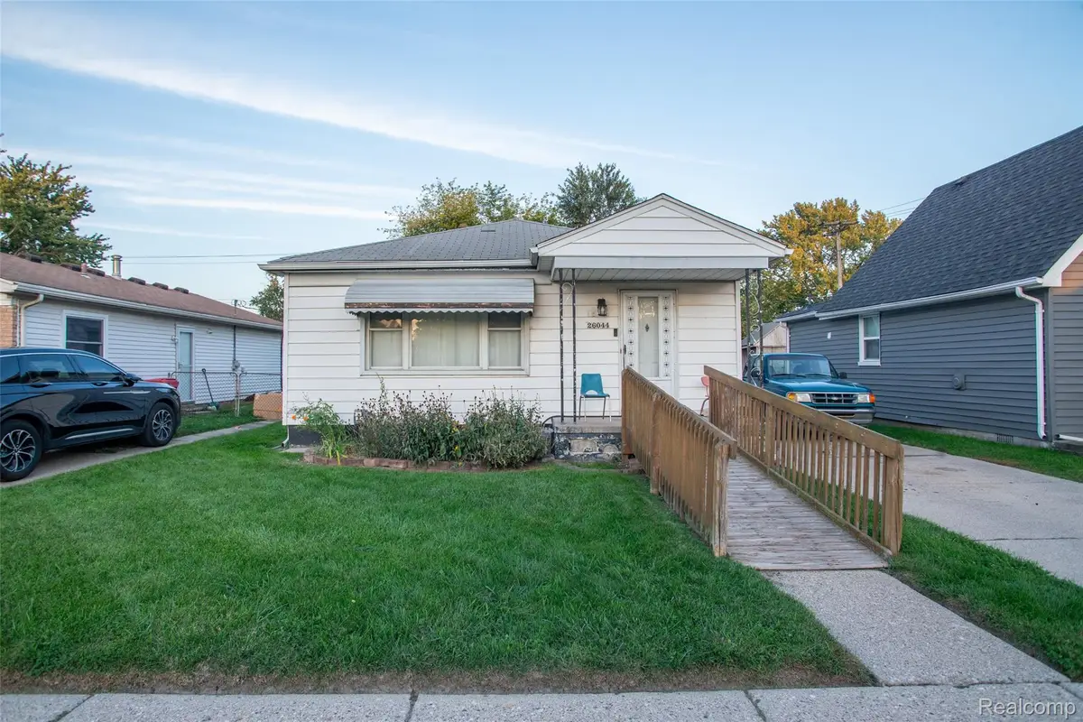 26044 Clancy Street, Roseville, MI 48066 - #1