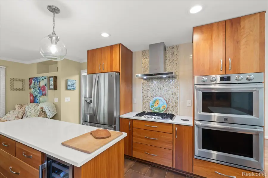 3709 Wabeek Lake Drive W, Bloomfield, MI 48302 - #2