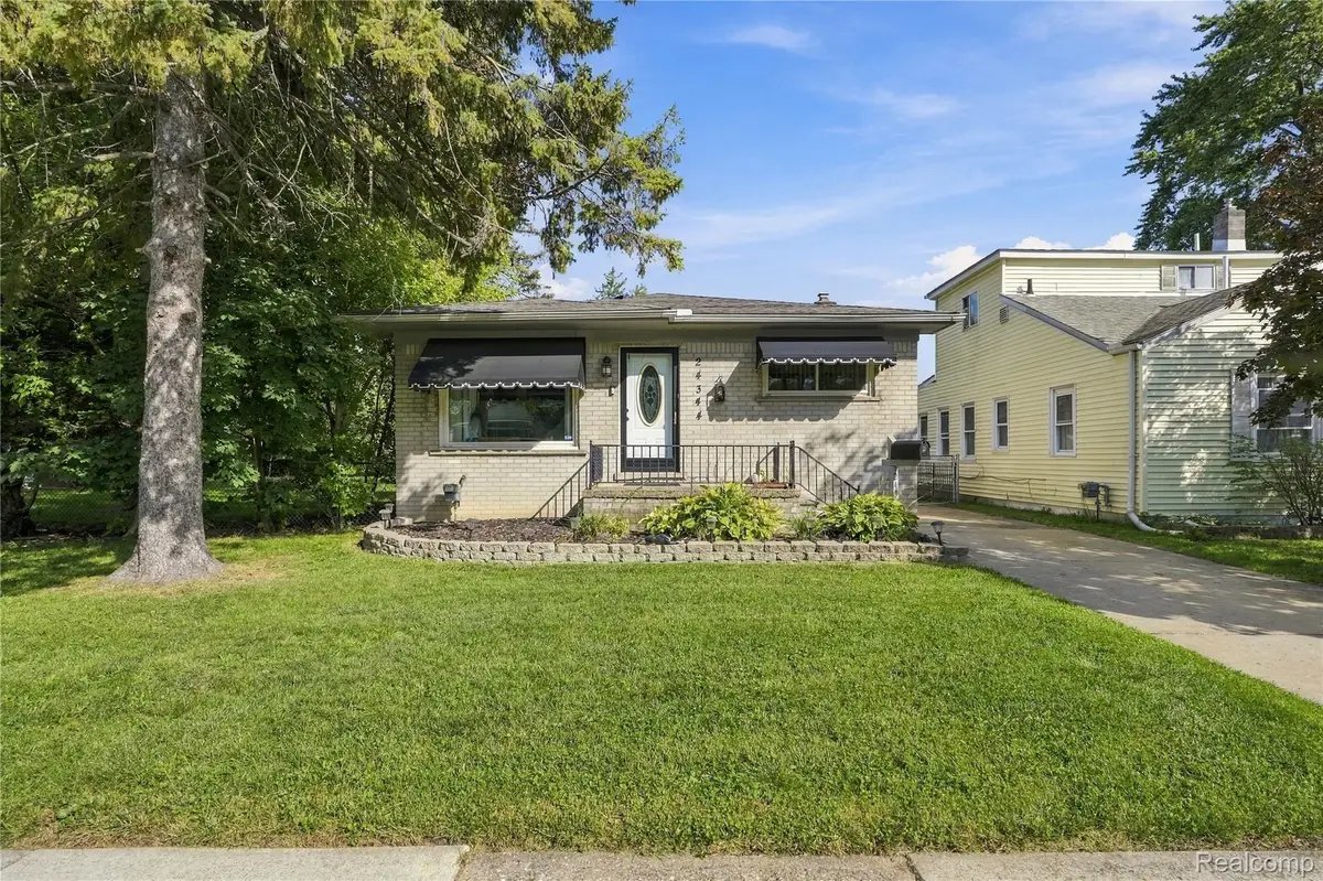 24344 Rosebud Avenue, Eastpointe, MI 48021 - #1