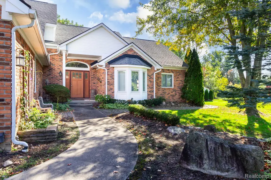 24924 Glenda Street, Novi, MI 48375 - #3