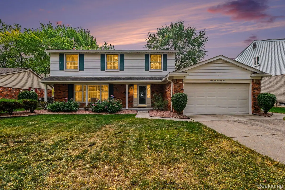 36641 Munger Drive, Livonia, MI 48154 - #1