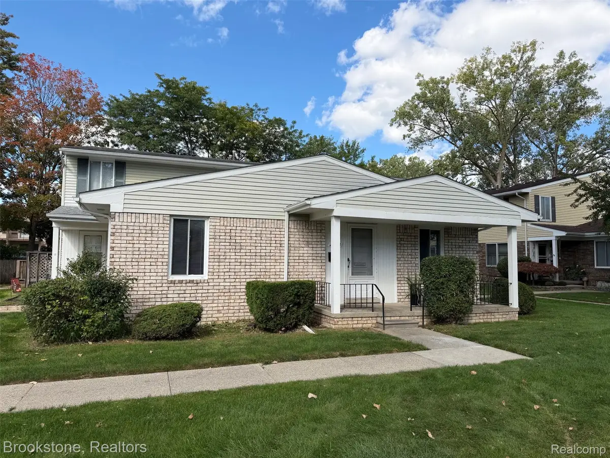 24423 Quad Park Lane, Clinton Township, MI 48035 - #1
