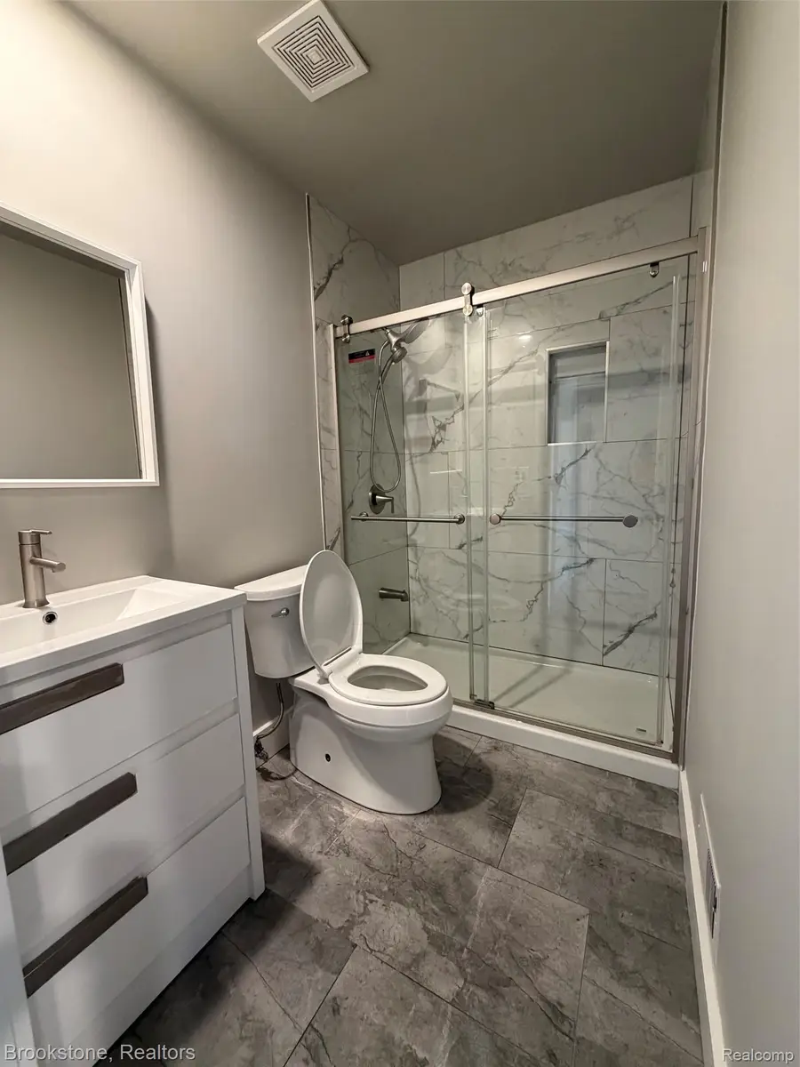 24423 Quad Park Lane, Clinton Township, MI 48035 - #3