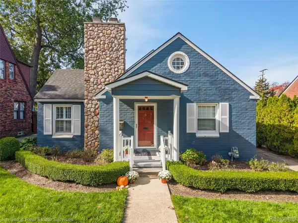 665 Rivard Boulevard, GrossePointe, MI 48230