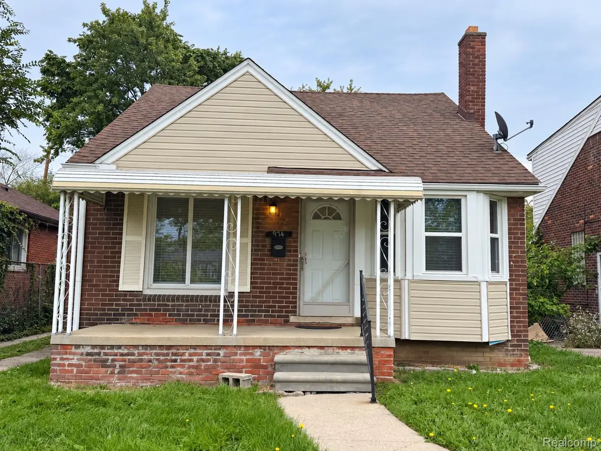 19742 Whitcomb Street, Detroit, MI 48235 - #1
