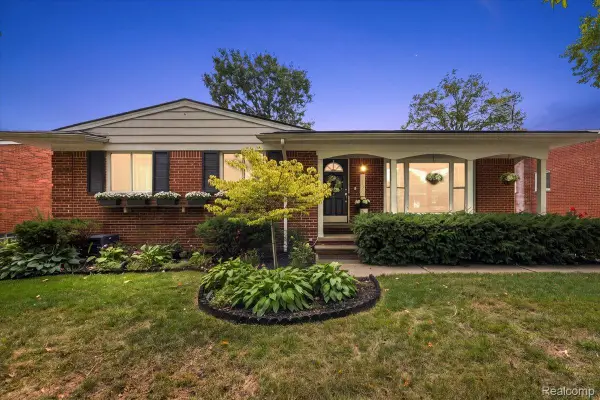 4125 Yorba Linda Boulevard, RoyalOak, MI 48073