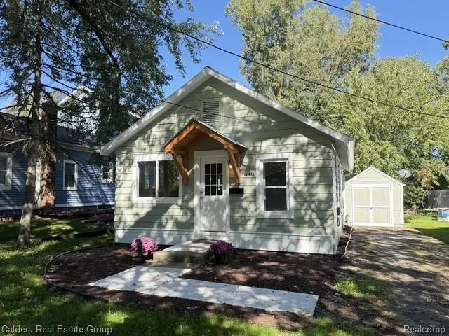 648 W Clinton Street, Howell, MI 48843 - #1