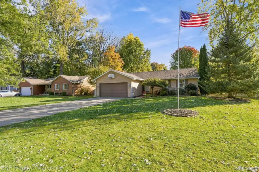 3754 State Road, Fort Gratiot, MI 48059 - #3