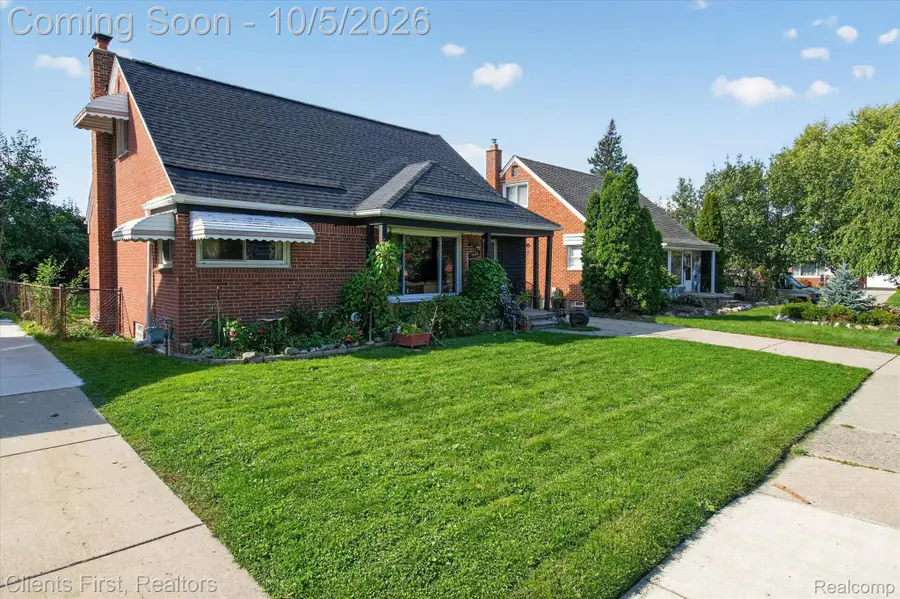 9012 Roosevelt Street, Taylor, MI 48180 - #2