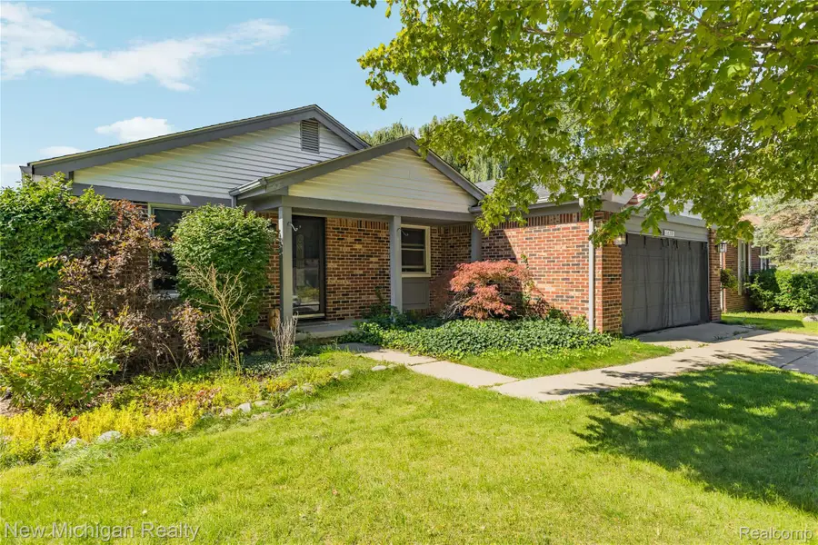 1670 Heritage Drive, Canton, MI 48188 - #2