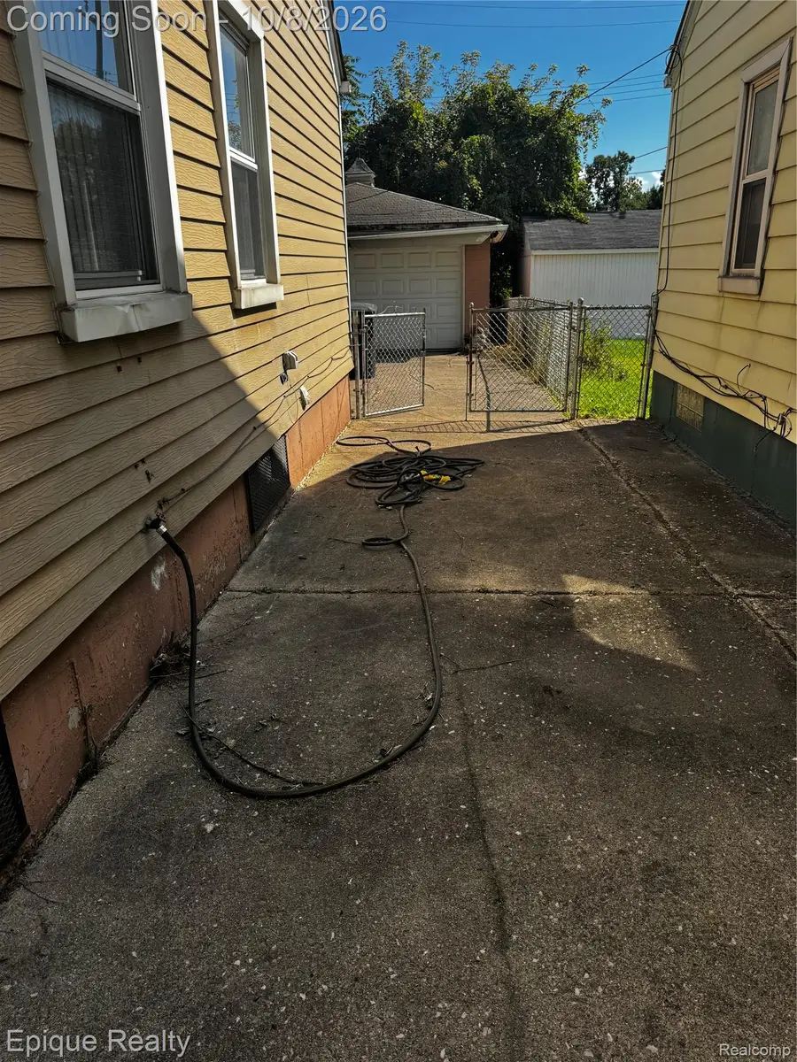 2723 S Liddesdale Street, Detroit, MI 48217 - #2