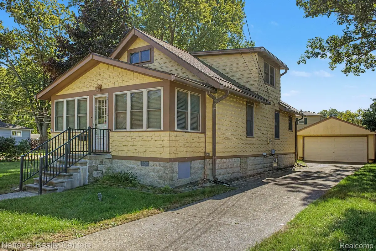 419 John M Avenue, Clawson, MI 48017 - #1