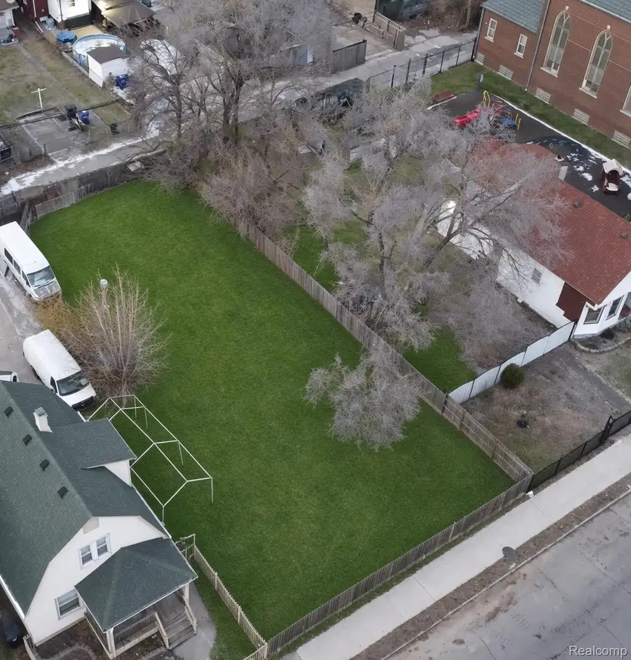 8774 Chamberlain Street, Detroit, MI 48209 - #2