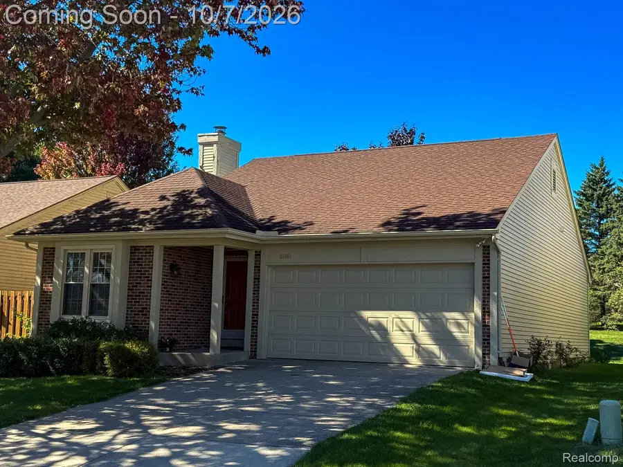 1580 Colony Drive, Rochester Hills, MI 48307 - #2