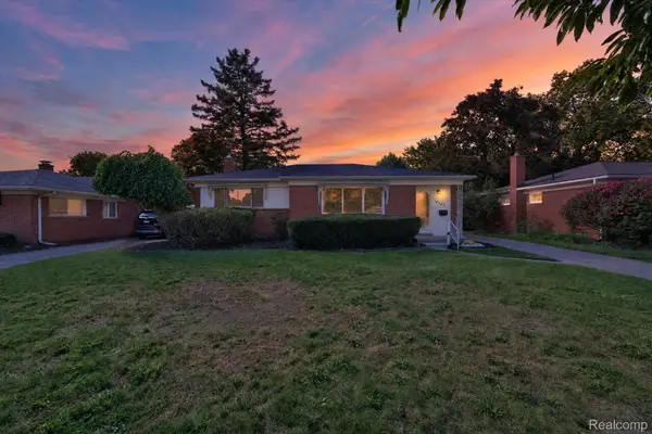 14147 Arcola Street, Livonia, MI 48154