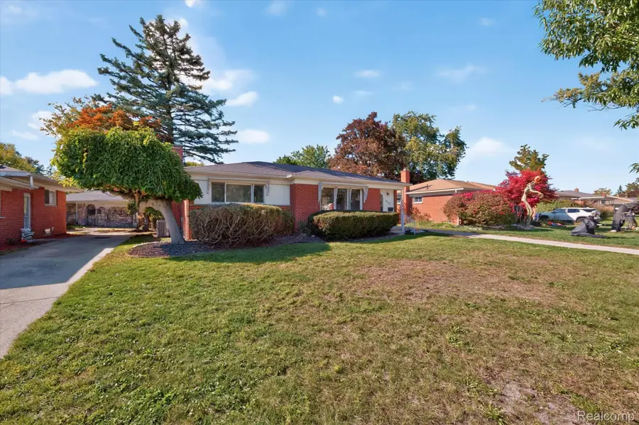 14147 Arcola Street, Livonia, MI 48154 - #3