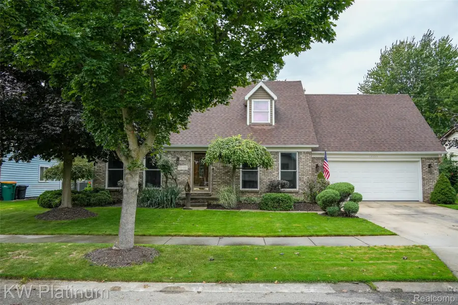 70155 Canterbury Drive, Richmond, MI 48062 - #2