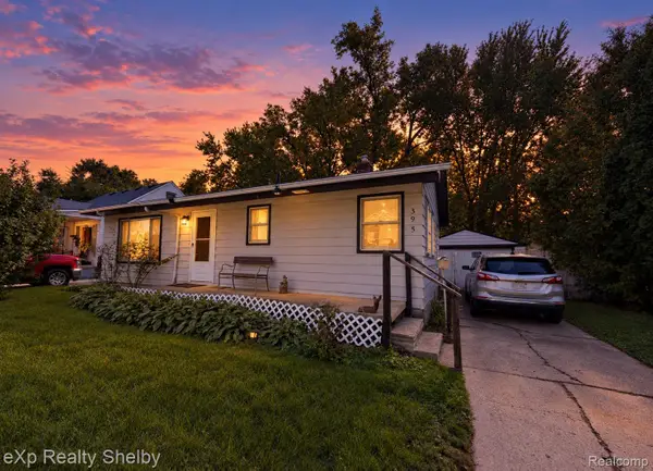 395 W Elza Avenue, HazelPark, MI 48030