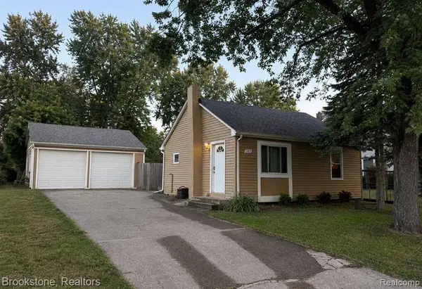 311 W Grand Traverse Street, CommerceTwp, MI 48382