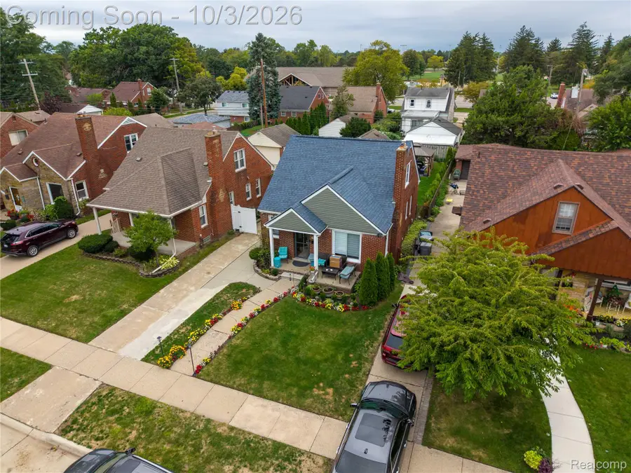 827 N Vernon Street, Dearborn, MI 48128 - #2
