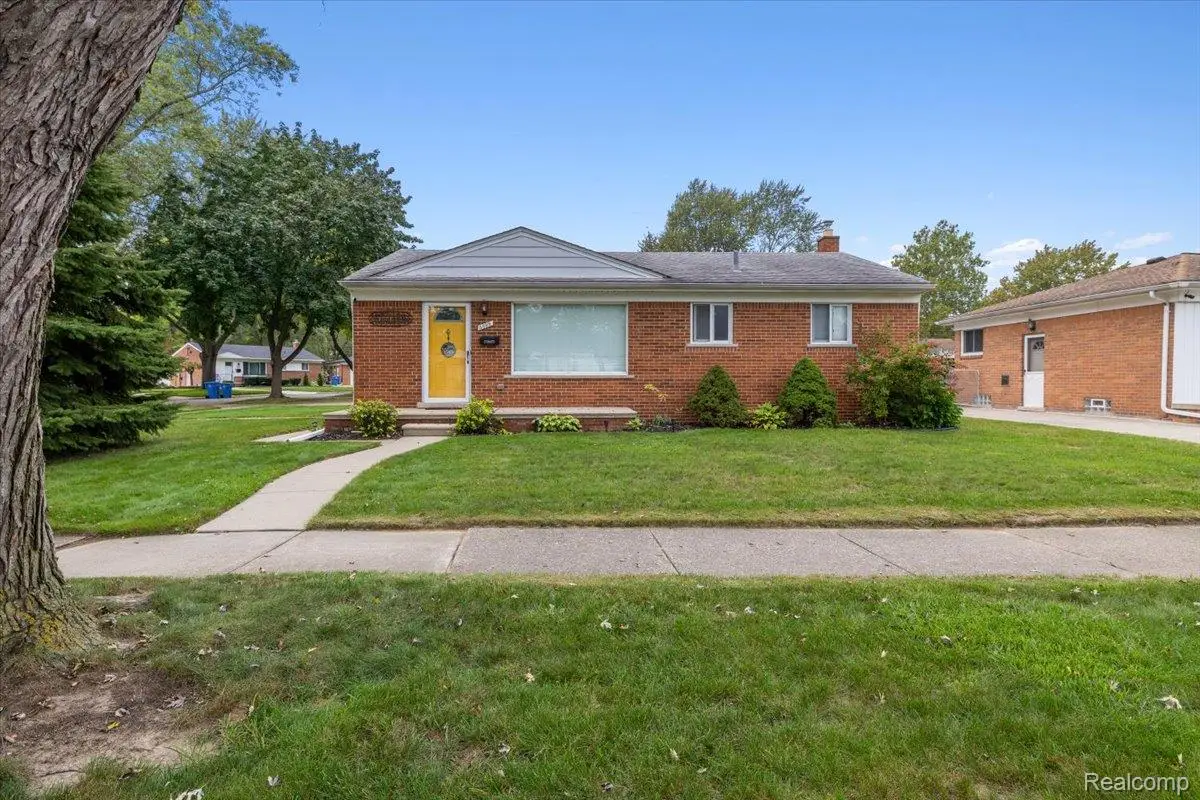 4892 Westlake Street, Dearborn Heights, MI 48125 - #1