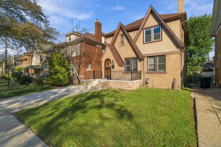 3230 Leslie Street, Detroit, MI 48238 - #3