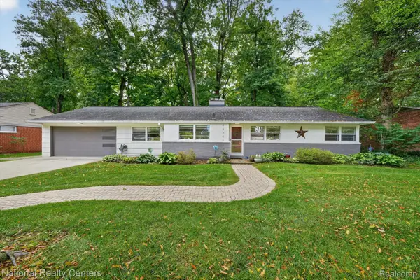 44505 Governor Bradford Road, Plymouth, MI 48170