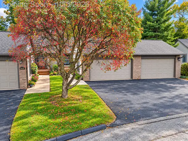14114 Meadow Hill Lane, Plymouth, MI 48170
