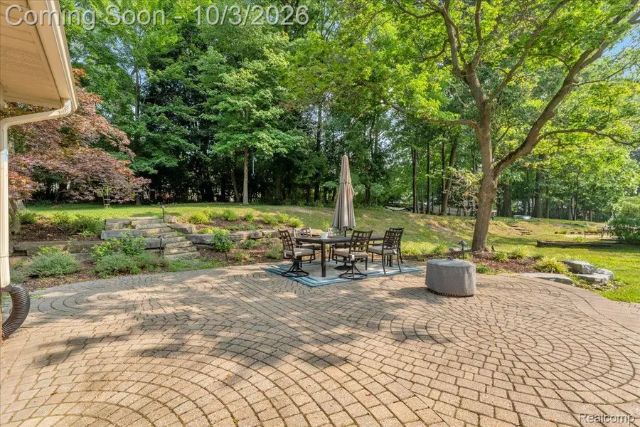2768 Homewood Drive, Troy, MI 48098 - #3