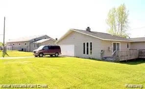 8036 N Clare Avenue, Harrison, MI 48625