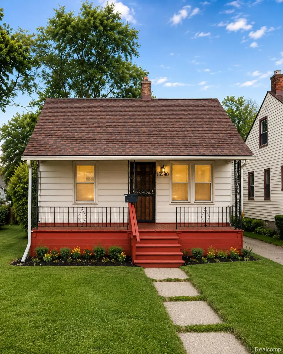 13590 Minock Street, Detroit, MI 48223 - #2