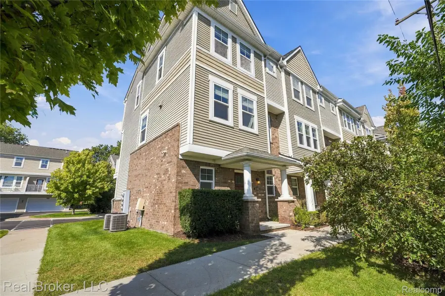 1031 N Sherman Drive #D, Royal Oak, MI 48067 - #3
